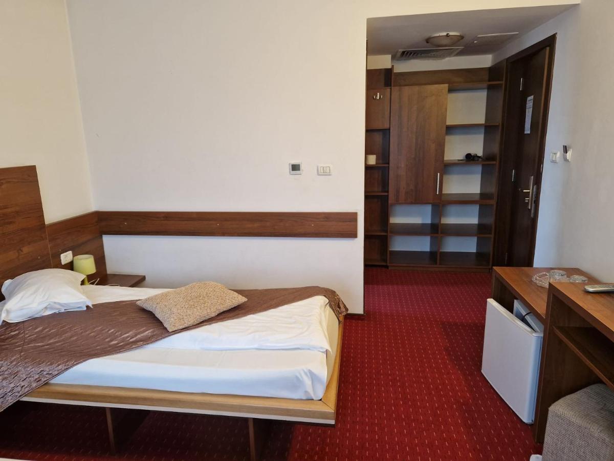 Pensiunea Carpe Diem Râmnicu Vâlcea 외부 사진
